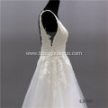 Sleeveless White backless Lace Wedding Dress for bride Champagne color